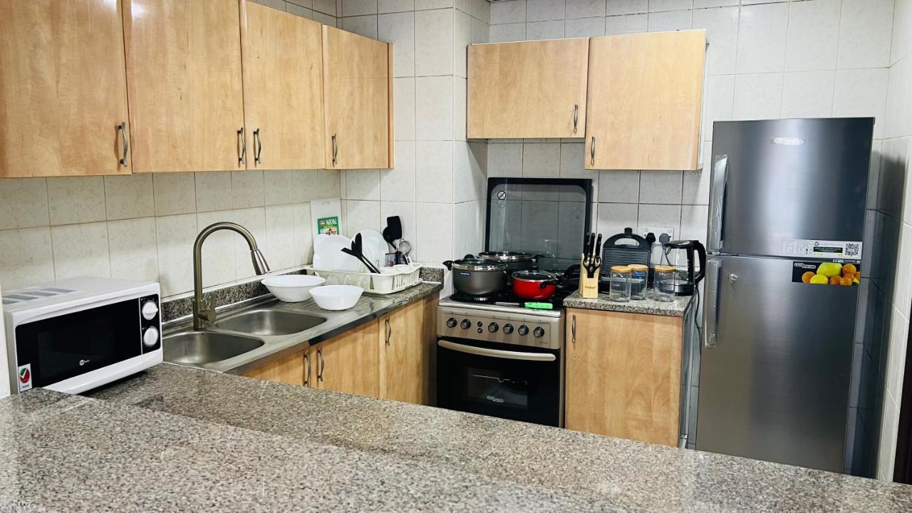 Newly Furnished Cozy One Bed Room Apartment 2 Bathroom City View 迪拜 外观 照片