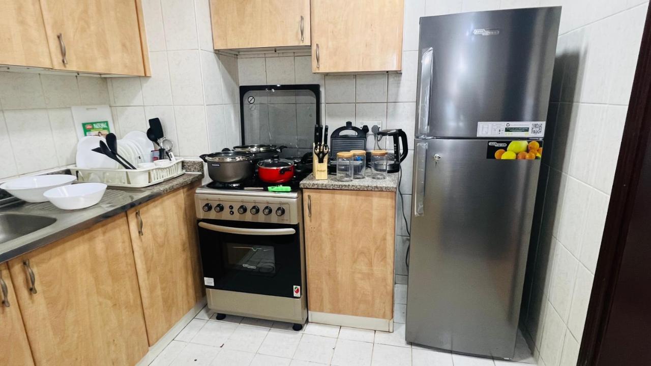 Newly Furnished Cozy One Bed Room Apartment 2 Bathroom City View 迪拜 外观 照片
