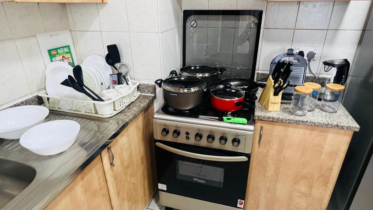Newly Furnished Cozy One Bed Room Apartment 2 Bathroom City View 迪拜 外观 照片